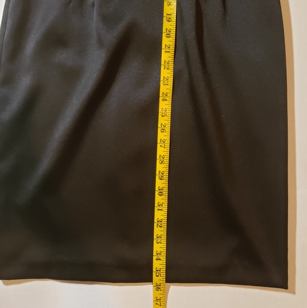 Women's London Times Dress - Picture 4 of 5